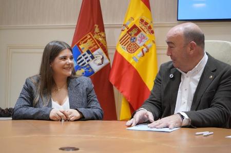 Imagen La renovación generacional en la Diputación de Segovia da un paso más con la toma de posesión de la nueva adjunta a la Intervención